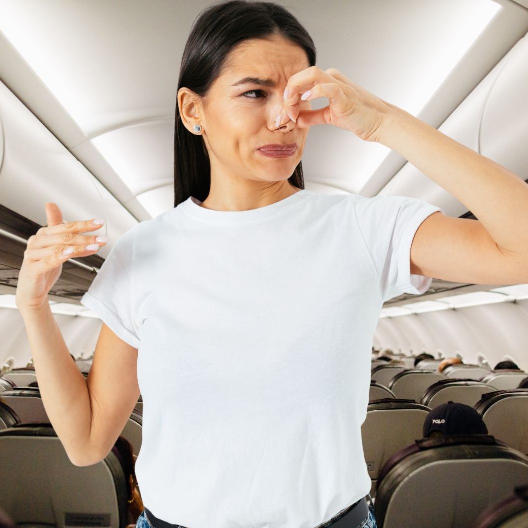 Kaum hat der Flieger eine gewisse Flughöhe erreicht, drückt es zunehmend in den Gedärmen.