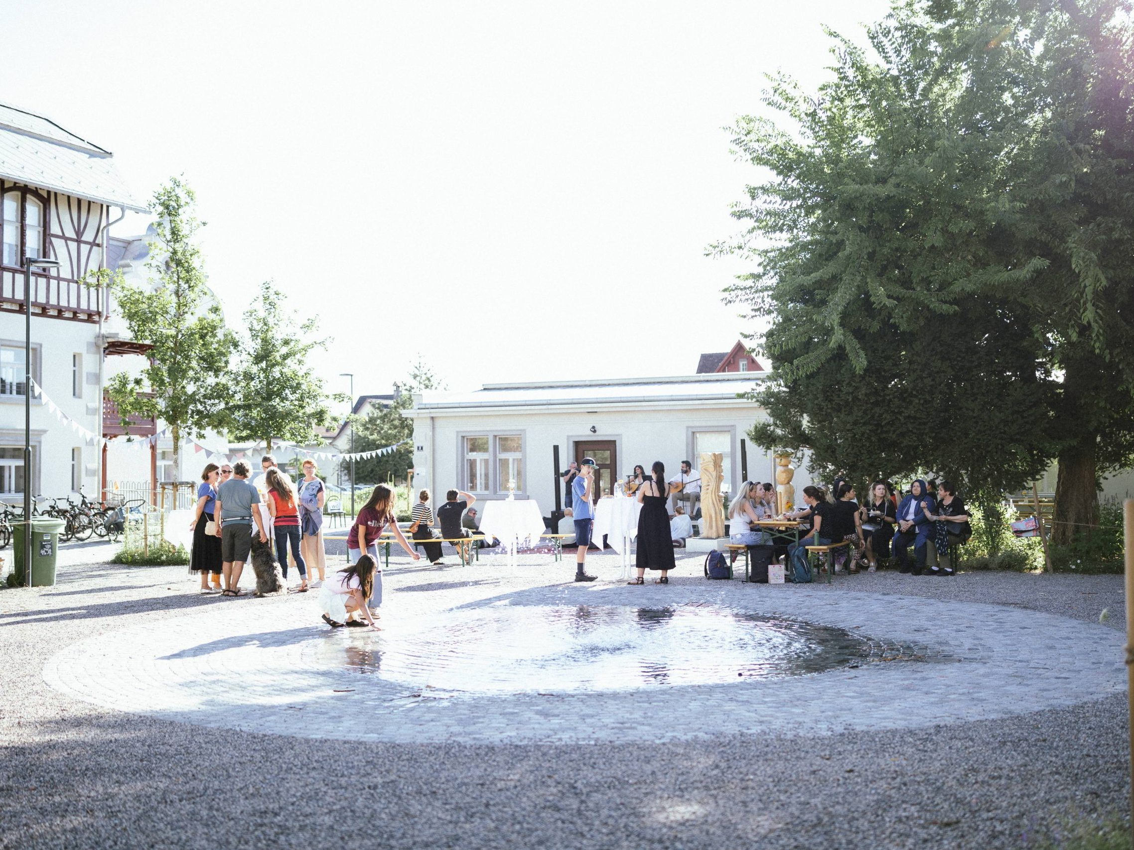 Die Stickerei und der angrenzende Park bei der Häusle-Villa sind seit einem Jahr ein ansprechender Ort zur Vermittlung verschiedenster Kulturformate.