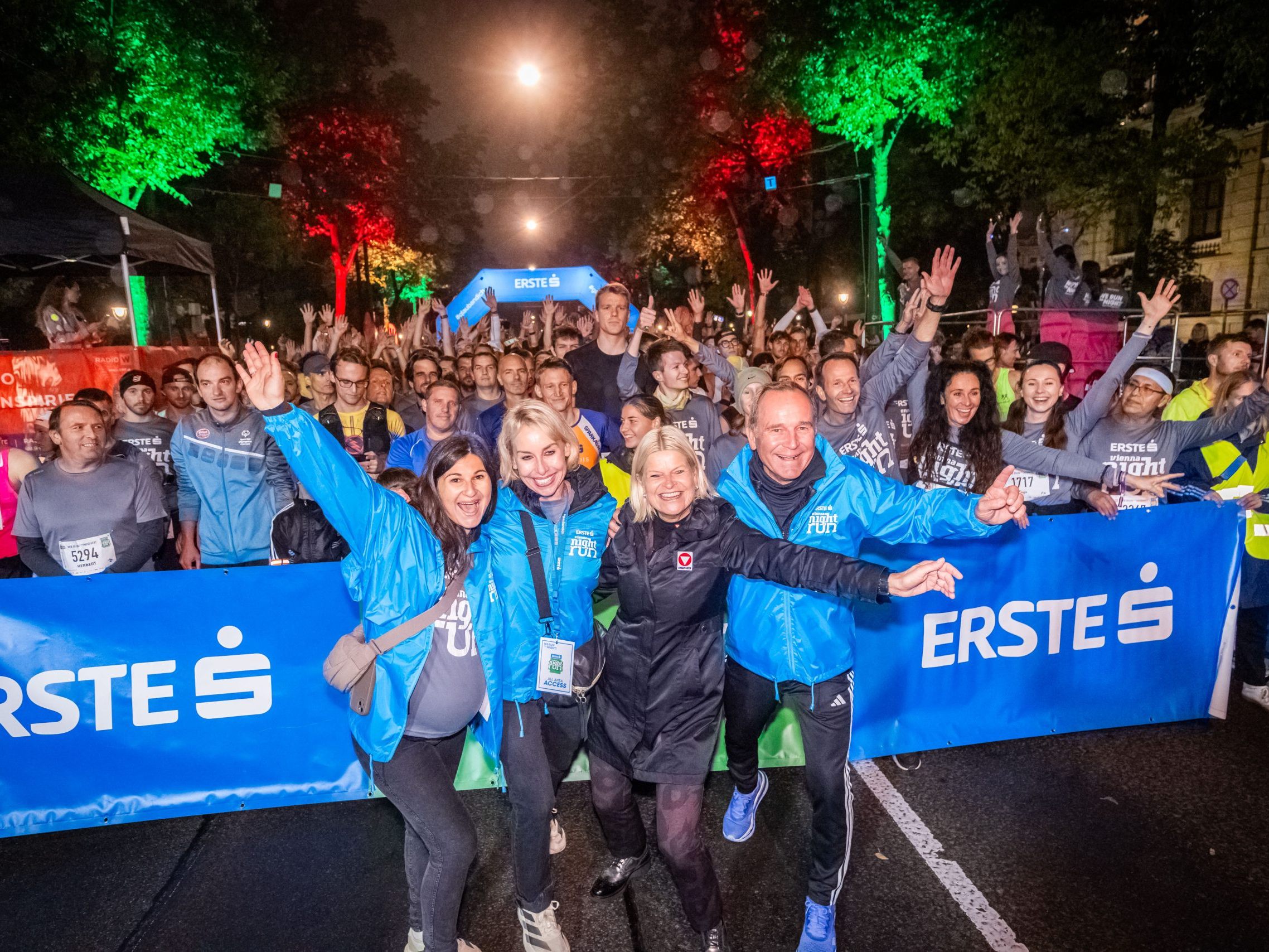 Neuer-Rekord-Night-Run-lockte-22-000-auf-den-Wiener-Ring