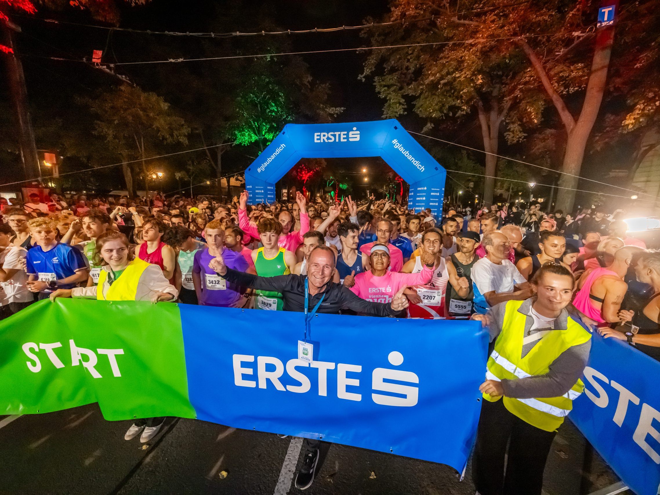 So sah der Vienna Night Run letztes Jahr aus. So sah der Vienna Night Run letztes Jahr aus.