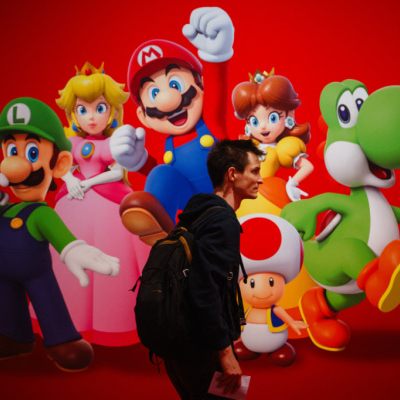 Luigi, Prinzessin Peach, Mario und Co an "Paris Game Week" illustriert