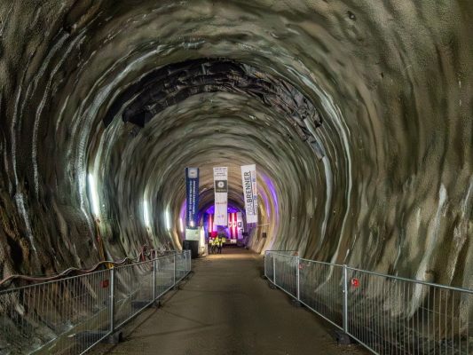 Tiroler-Transit-quot-Gipfel-quot-und-Basistunnel-quot-Meilenstein-quot-