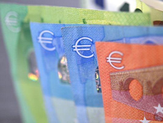 Bank-Austria-konomen-erwarten-weiter-geringes-Wachstum