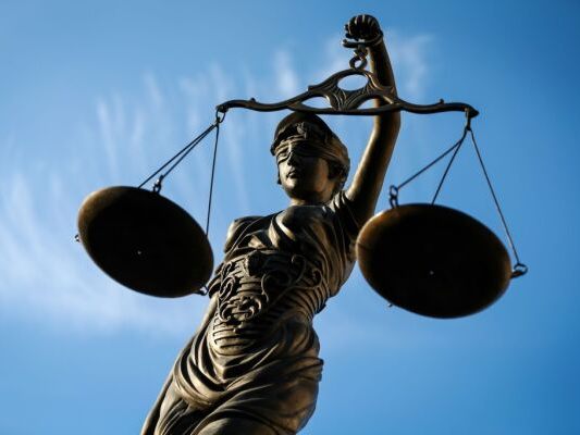 RBI-bringt-mit-acht-weiteren-Banken-Stablecoin-auf-den-Markt