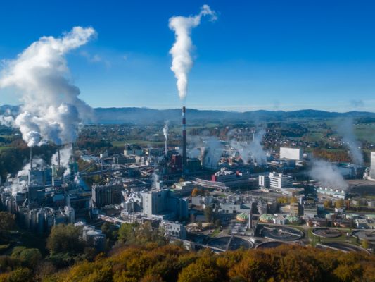 Industrie baut weiter Personal ab