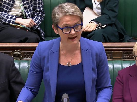 Innenministerin Yvette Cooper