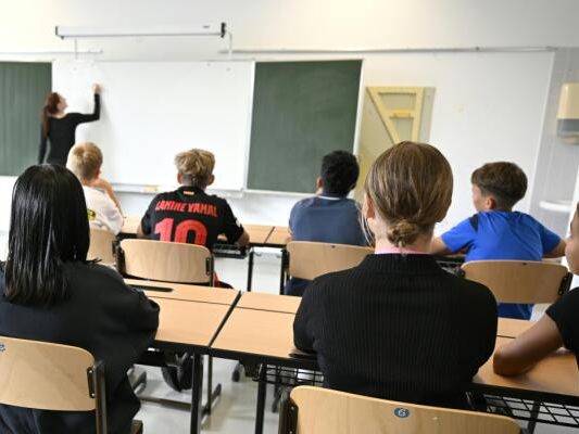 In der Sommerschule wird schon zwei Wochen vor Schulbeginn gelernt In der Sommerschule wird schon zwei Wochen vor Schulbeginn gelernt