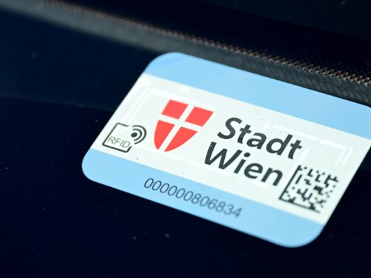 Auch der Preis für das Parkpickerl wird erhöht Auch der Preis für das Parkpickerl wird erhöht