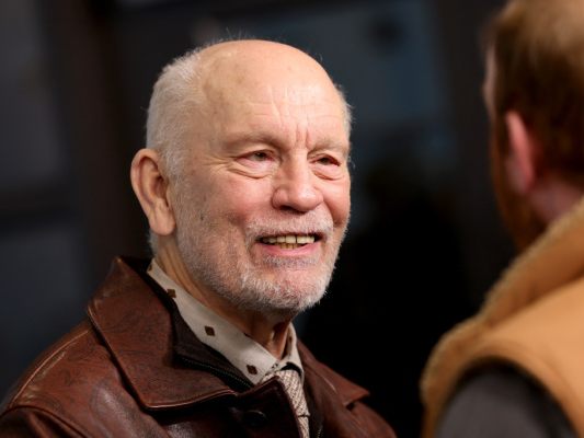 John Malkovich bringt "The Infamous Ramirez Hoffmann" nach Eisenstadt