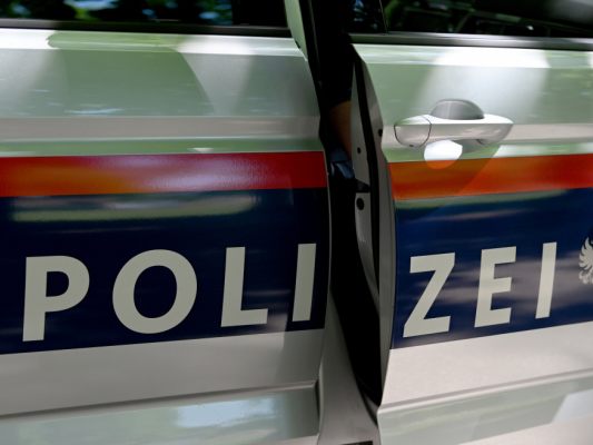 Ein 64-Jähriger prallte in Vorarlberg gegen ein Wohnhaus