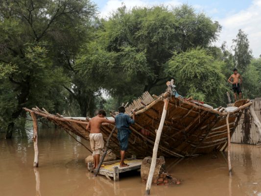 Die Lage in den Flutgebieten Pakistans bleibt gefährlich