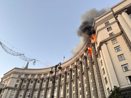 Weitere Angriffe auf Ukraine