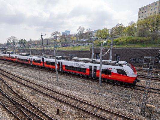 Eine Cityjet-Garnitur der ÖBB, hier allerdings in Wien Eine Cityjet-Garnitur der ÖBB, hier allerdings in Wien