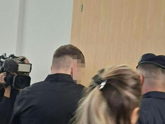 Mordversuchsprozess-gegen-Raser-in-Wels-vertagt