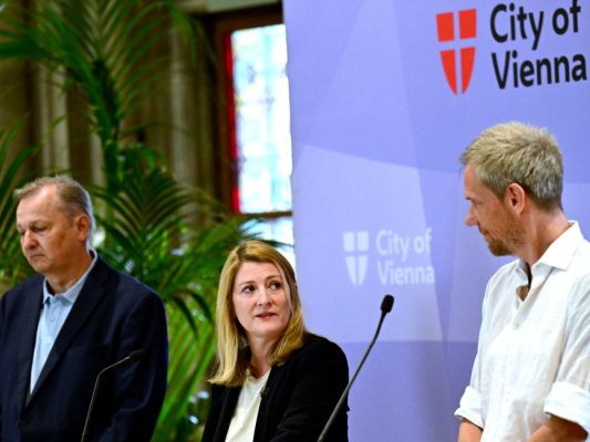 Wien-stellt-minderj-hrigen-T-tern-Buddies-zur-Seite