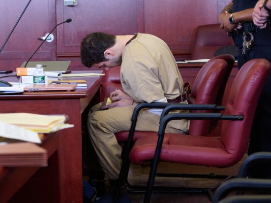 Der Beschuldigte bei einer Anhörung vor Gericht in New York