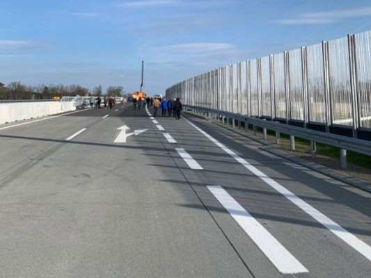 Neue Schnellstraße ist ab Samstag durchgängig befahrbar Neue Schnellstraße ist ab Samstag durchgängig befahrbar