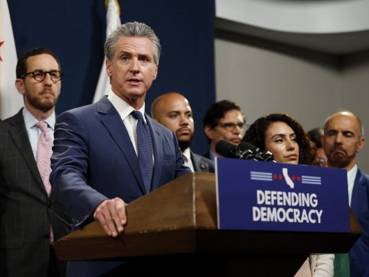 Demokrat-Newsom-Trump-wird-keine-freie-Wahl-mehr-zulassen