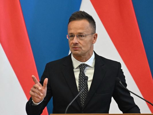 Außenminister Szijjártó nimmt sich USA als Vorbild Außenminister Szijjártó nimmt sich USA als Vorbild