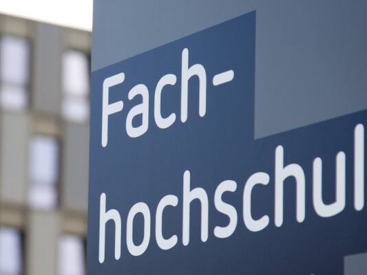 An den FH gibt es keinen Kollektivvertrag An den FH gibt es keinen Kollektivvertrag