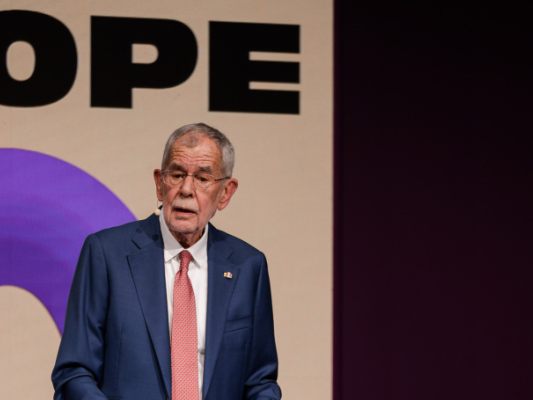 Bundespräsident Van der Bellen wirbt nicht für Investments