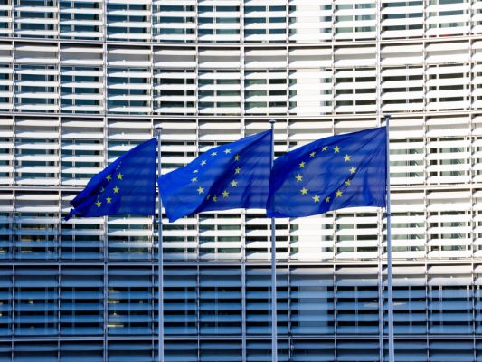 Ukrainische Geflüchtete vertrauen EU mehr als Österreicher