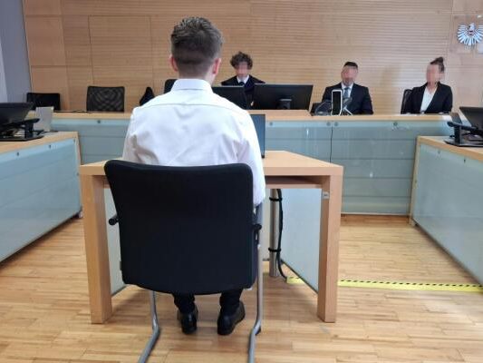 Der 23-Jährige musste sich wegen schweren Raubes verantworten