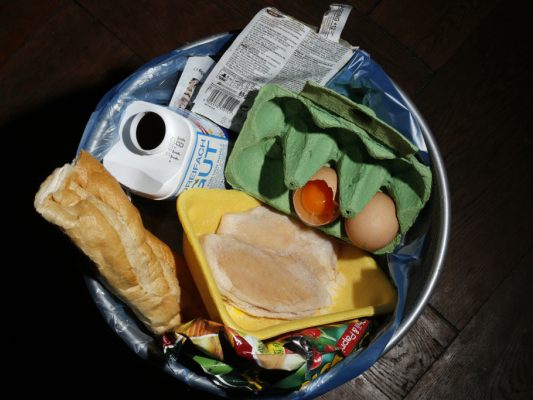 In-sterreich-wird-laut-Umfrage-immer-mehr-Essen-weggeworfen
