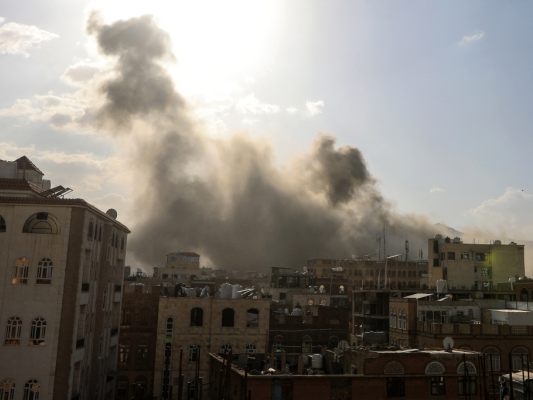 Bombardements auf Jemens Hauptstadt Sanaa