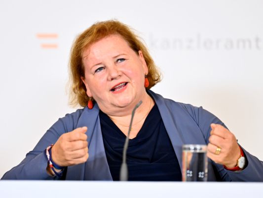Schumann will "Wohnschirm" fortsetzen