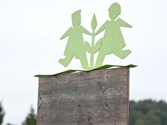 "System von Gewalt, Angst und Vertuschung"