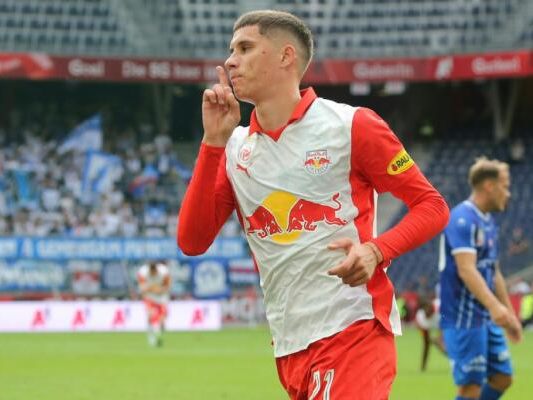 Petar Ratkov ist Salzburgs Topscorer