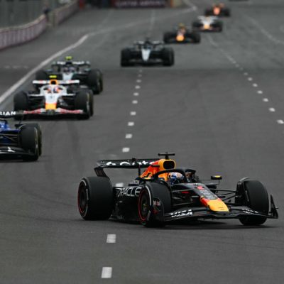 Verstappen fuhr der Konkurrenz davon
