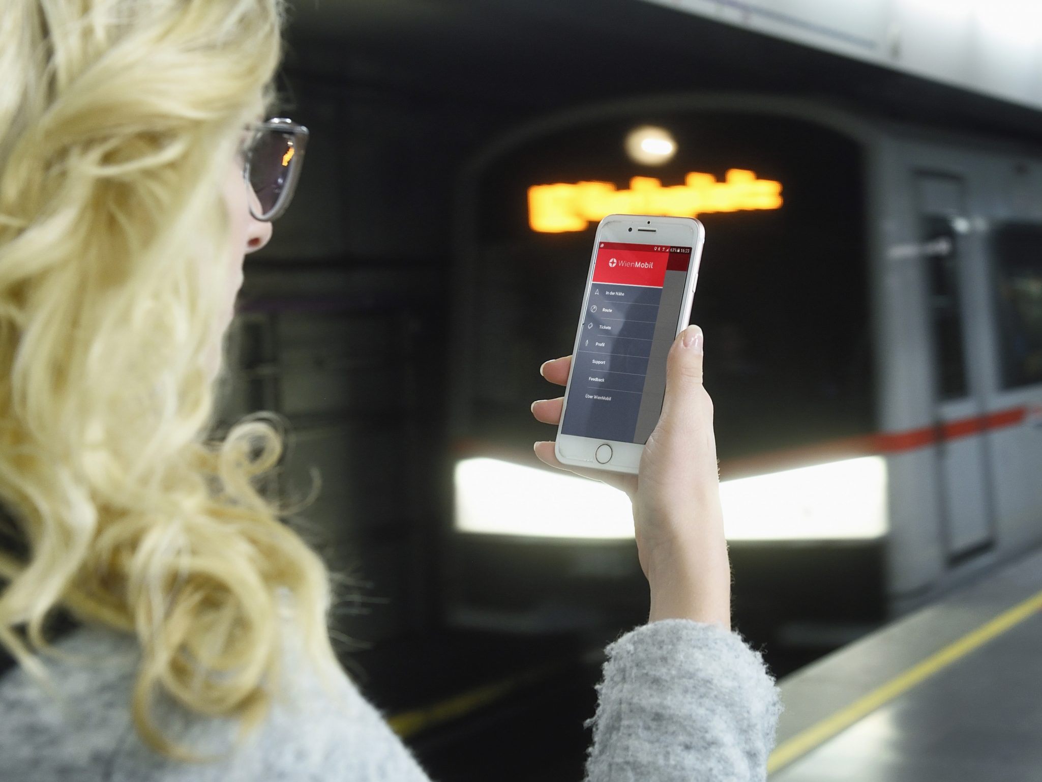 Vienna-Lines-Must-Pay-Students-Receive-Difference-for-Semester-Ticket-Back