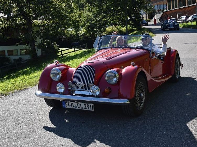Morgan-Liebhaber-auf-Schluchtenfahrt-ins-Ebnit