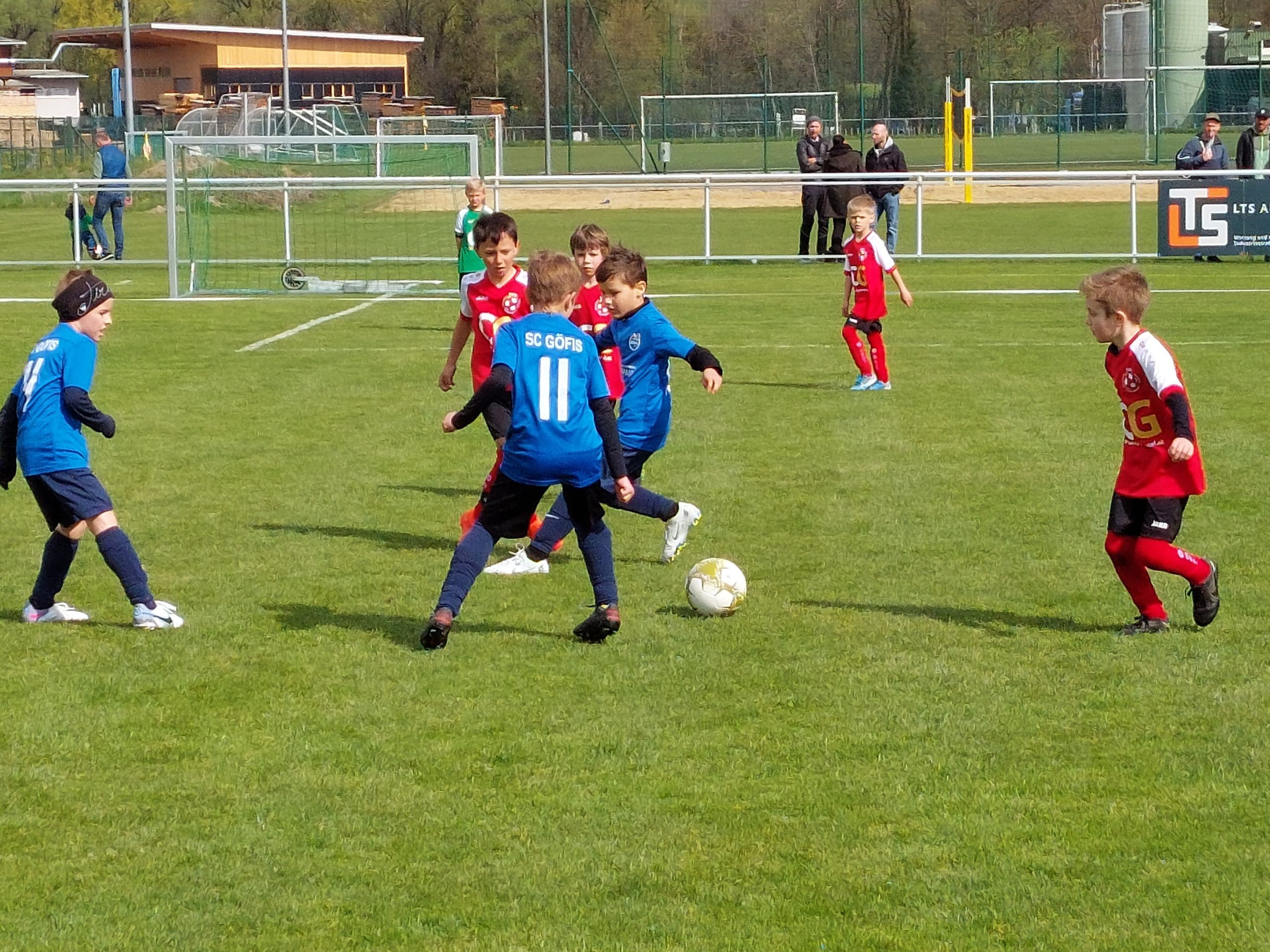 Heimspiele am Sonntag, 28.09.: U12 (11:15), KM 1B (13:00), U15 (15:00), U13 (17:00) in der Sattaaser Au. Unsere KM gastiert am Samstag bei der SPG Hochmontafon. Heimspiele am Sonntag, 28.09.: U12 (11:15), KM 1B (13:00), U15 (15:00), U13 (17:00) in der Sattaaser Au. Unsere KM gastiert am Samstag bei der SPG Hochmontafon.