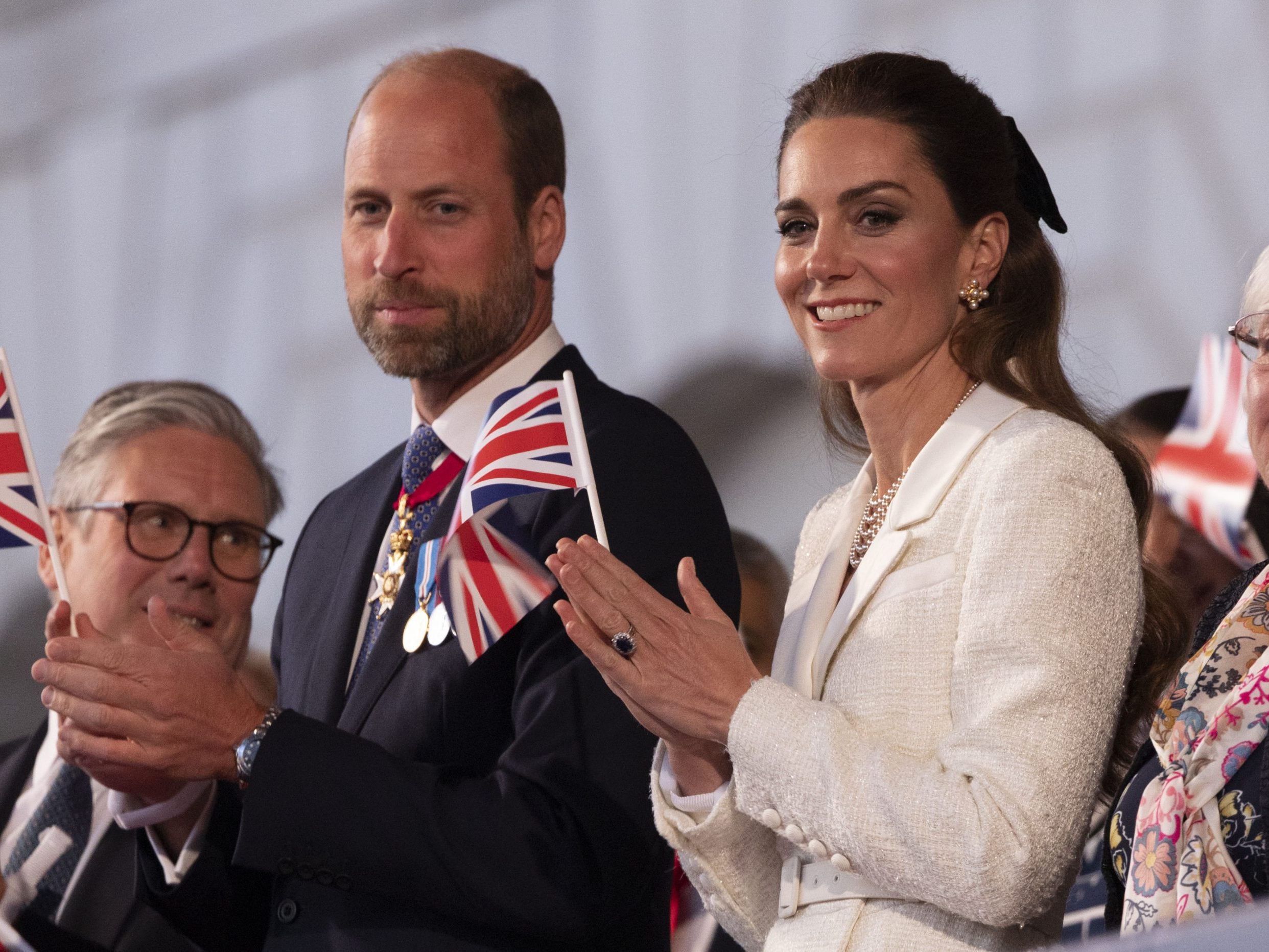 Prinz William und Prinzessin Kate beim Abschlusskonzert zum 80. Jahrestag des VE Day am 8. Mai 2025. Prinz William und Prinzessin Kate beim Abschlusskonzert zum 80. Jahrestag des VE Day am 8. Mai 2025.