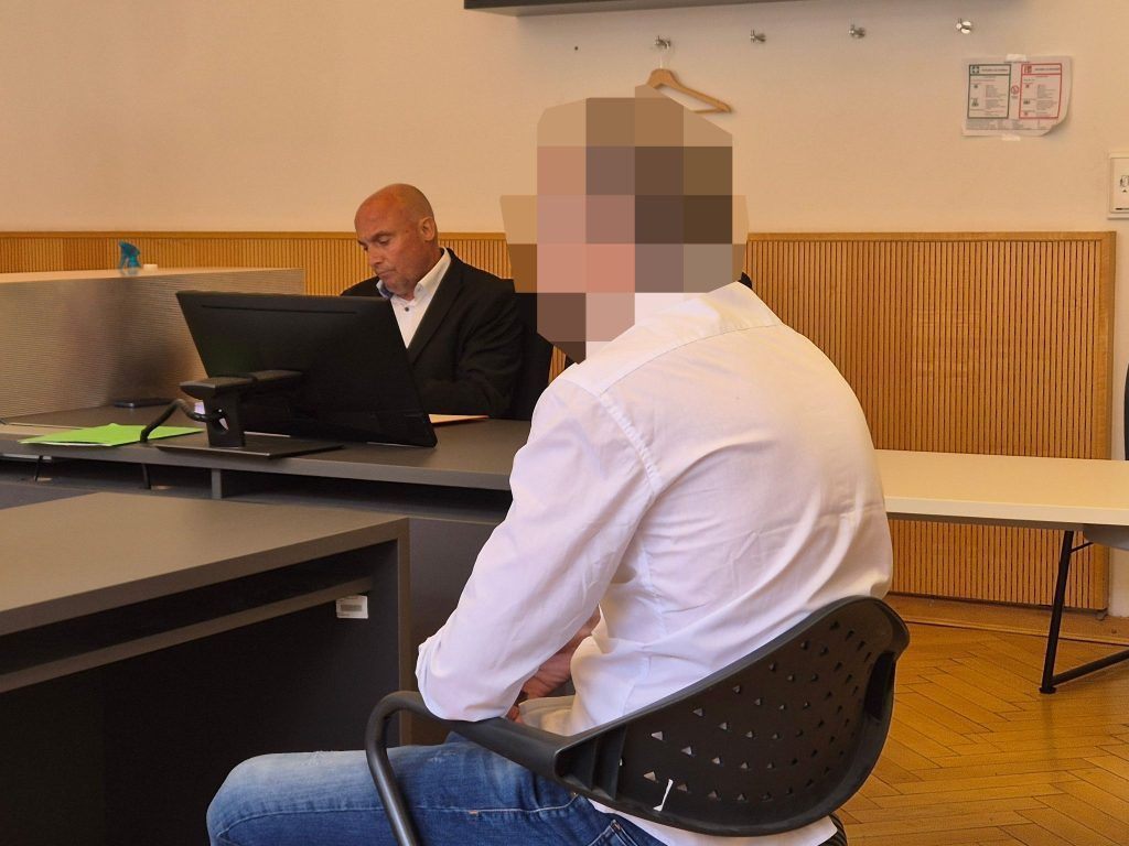 Vier-Jahre-Haft-nach-gemeinem-Telefonbetrug