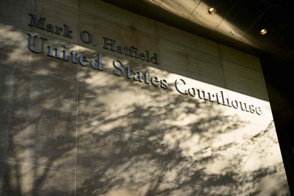 US-TRUMP-AUTHORIZES-MILITARY-FORCE-TO-QUASH-PORTLAND-ANTI-ICE-PR