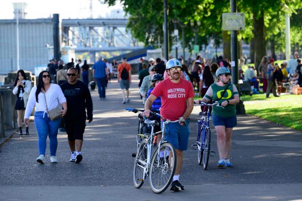 US-TRUMP-AUTHORIZES-MILITARY-FORCE-TO-QUASH-PORTLAND-ANTI-ICE-PR