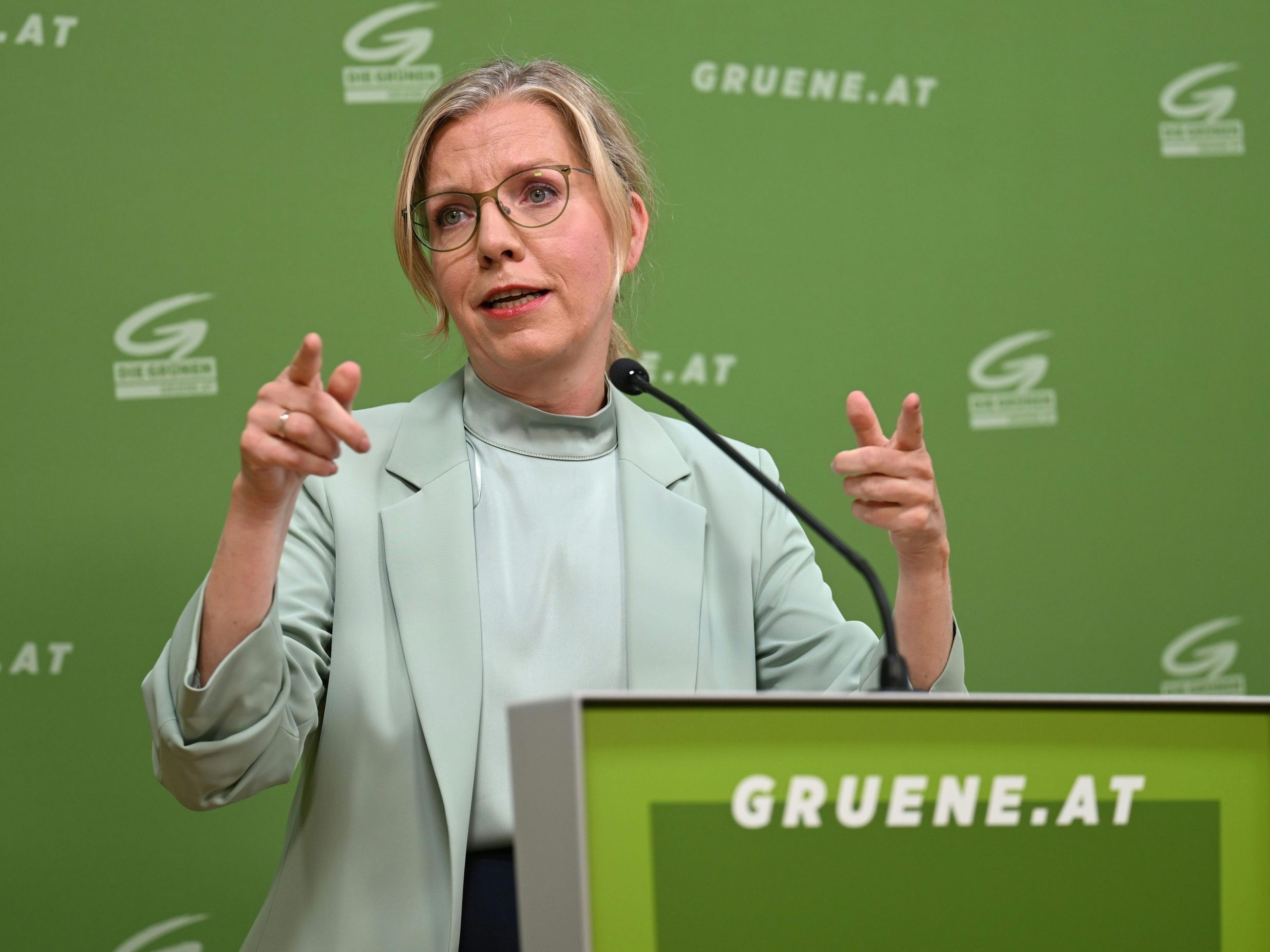 Gewessler-kritisiert-Regierung-f-r-quot-Betonpolitik-quot-