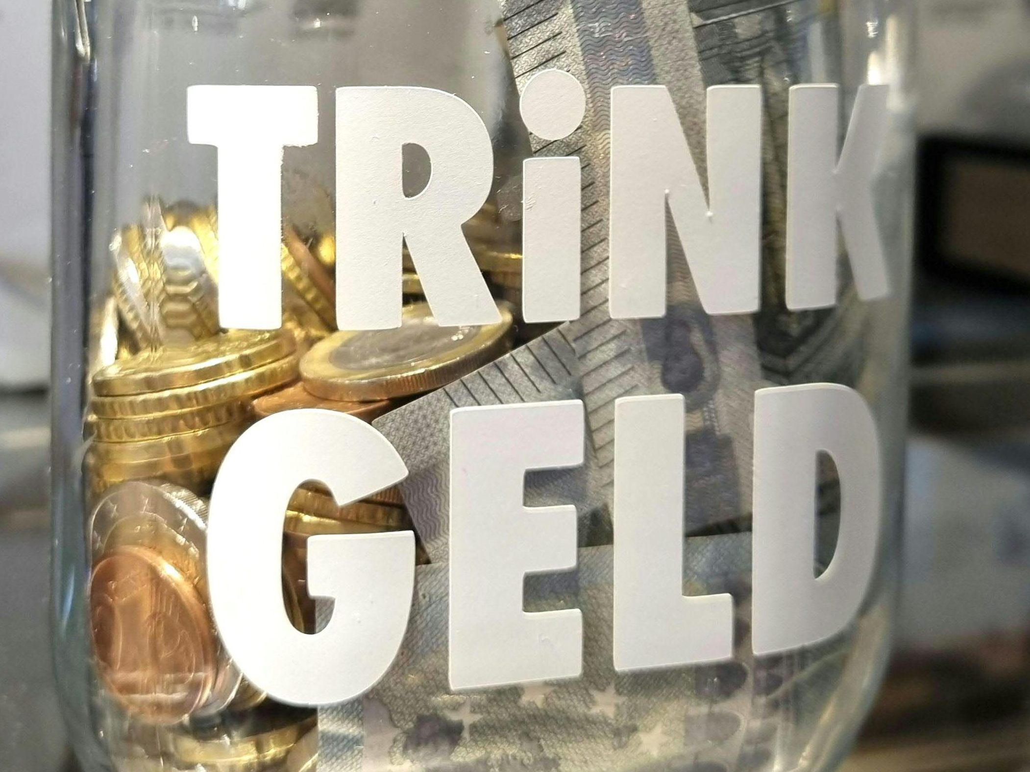 Ministerrat-stimmt-f-r-Gesetzesvorschlag-f-r-einheitliche-Trinkgeldpauschale