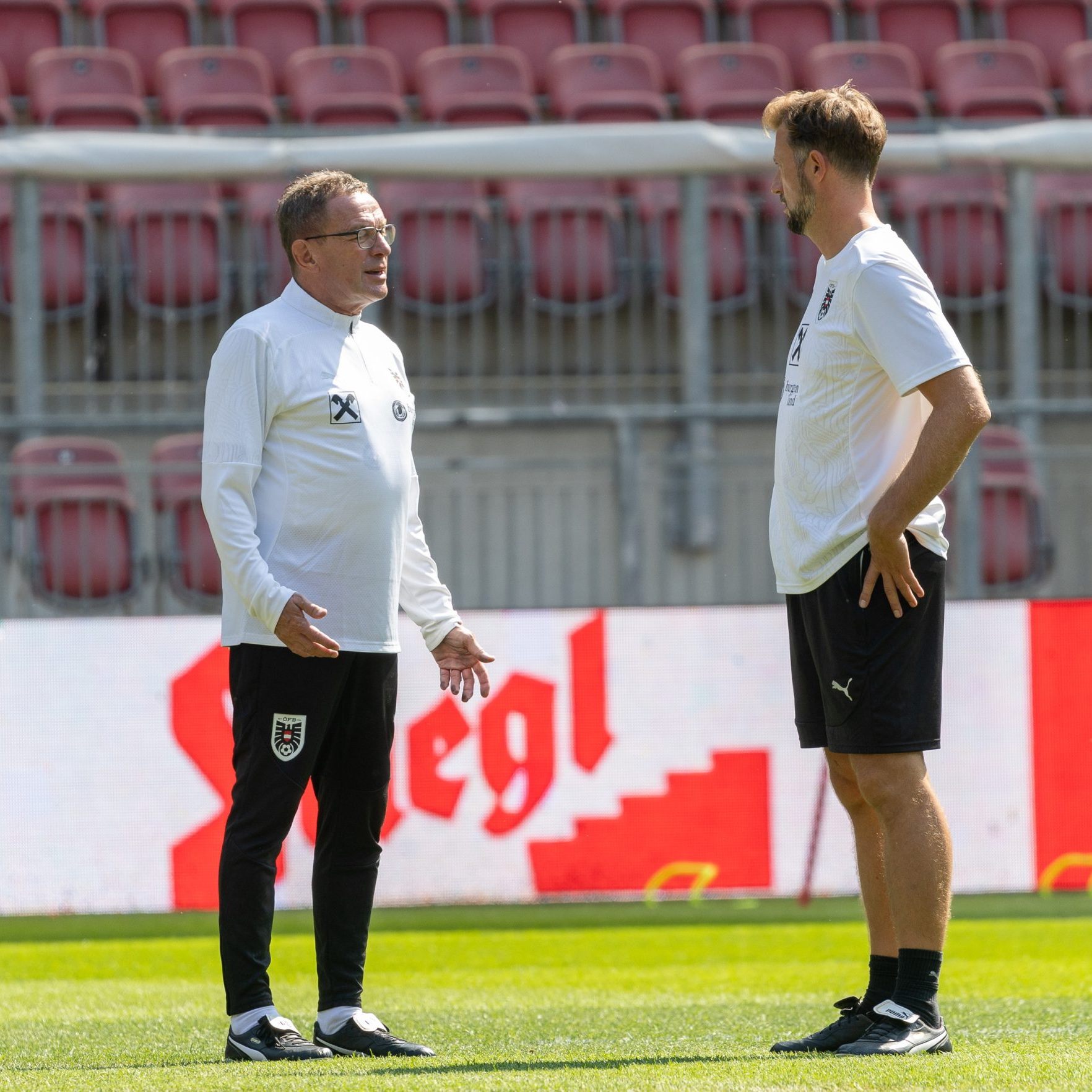 "Mein aktueller Wissensstand ist, dass alles gut verlaufen ist und er auf einem sehr guten Weg ist", so Kornetka im Hinblick auf Rangnick.