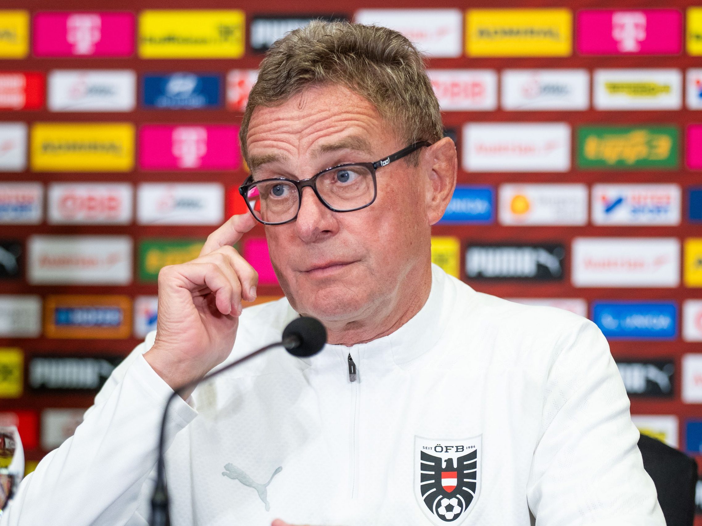 -FB-Coach-Rangnick-Undergoes-Ankle-Surgery-Again