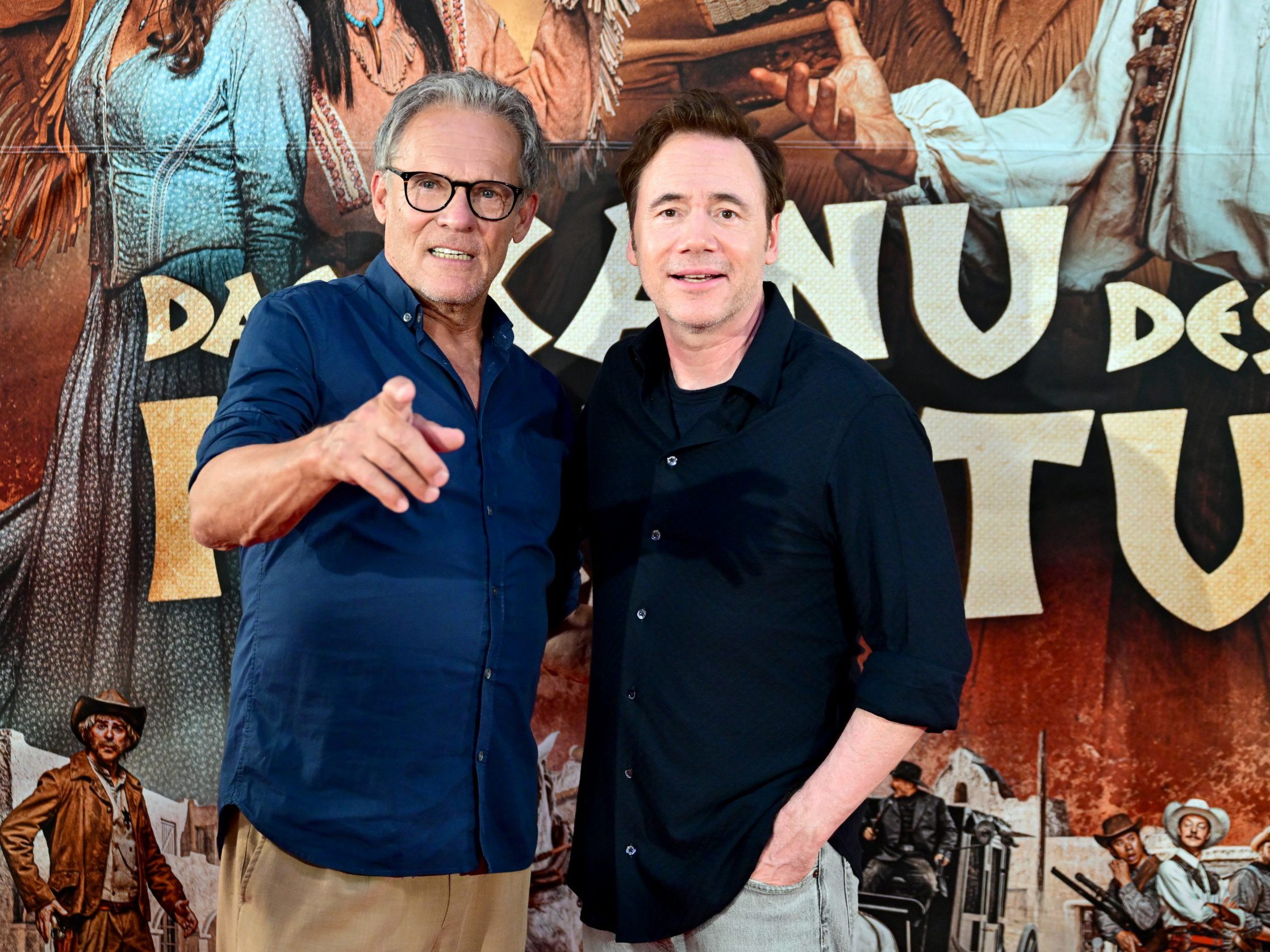 Im Film "Das Kanu des Manitu" zu sehen: Christian Tramitz (links) und Michael Bully Herbig. Im Film "Das Kanu des Manitu" zu sehen: Christian Tramitz (links) und Michael Bully Herbig.