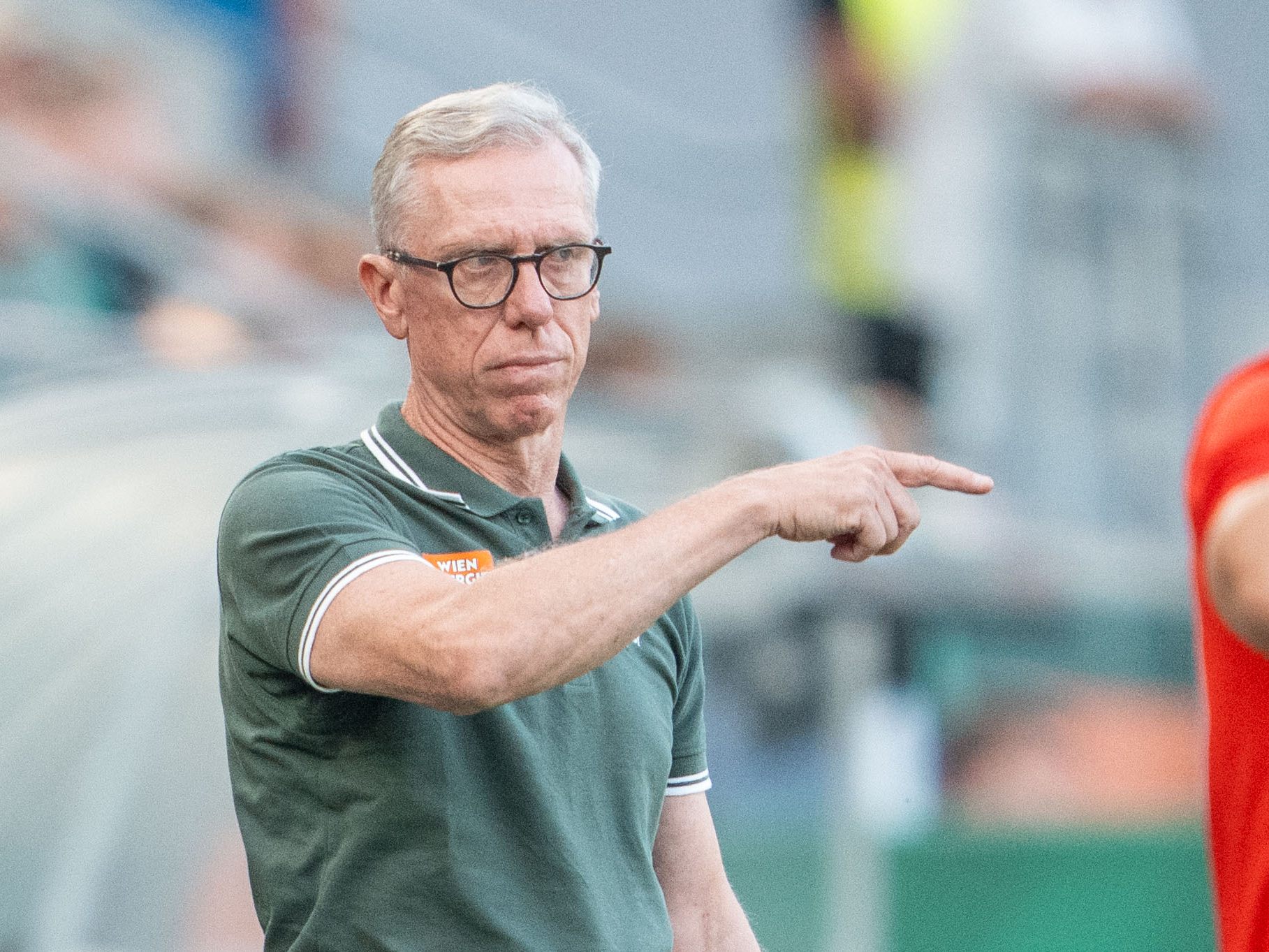 Rapid - im Bild Trainer Stöger - bekommt es im Cup mit Oberwart zu tun. Rapid - im Bild Trainer Stöger - bekommt es im Cup mit Oberwart zu tun.