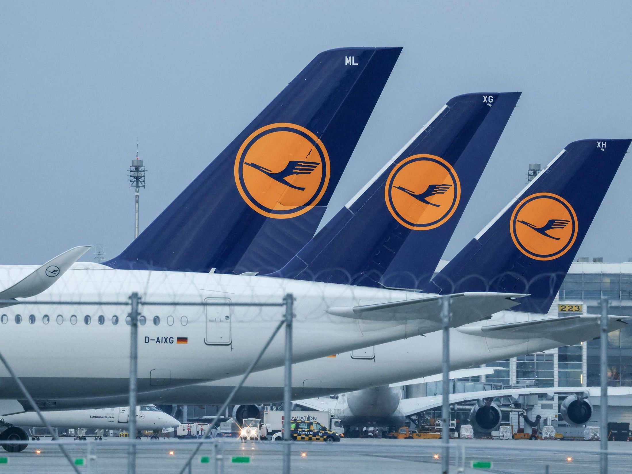 Piloten stimmen für Streik bei der Lufthansa.