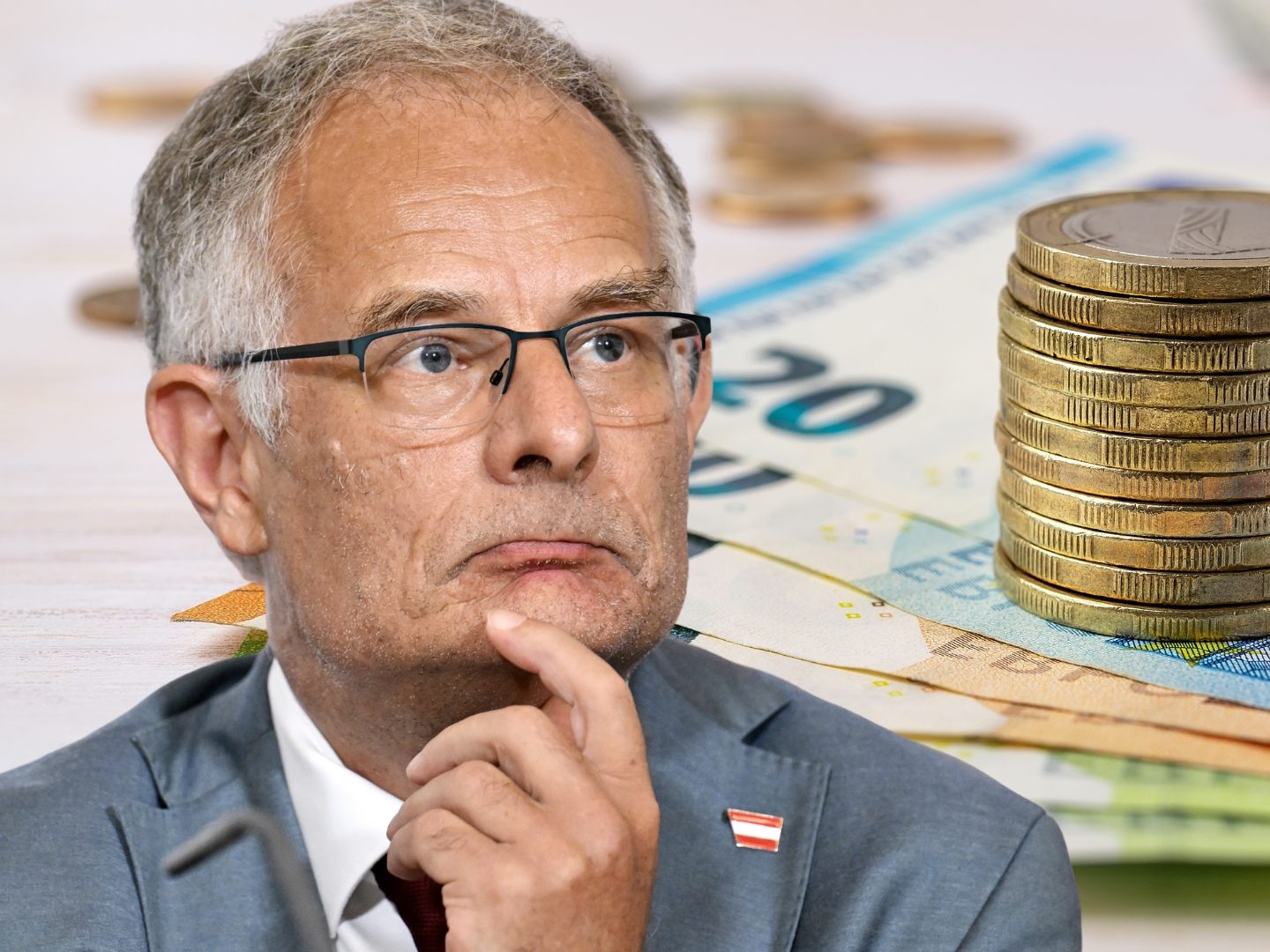 Finanzminister Markus Marterbauer (SPÖ) will die Beamtengehälter 2026 trotz abgeschlossenem KV neu verhandeln. Finanzminister Markus Marterbauer (SPÖ) will die Beamtengehälter 2026 trotz abgeschlossenem KV neu verhandeln.