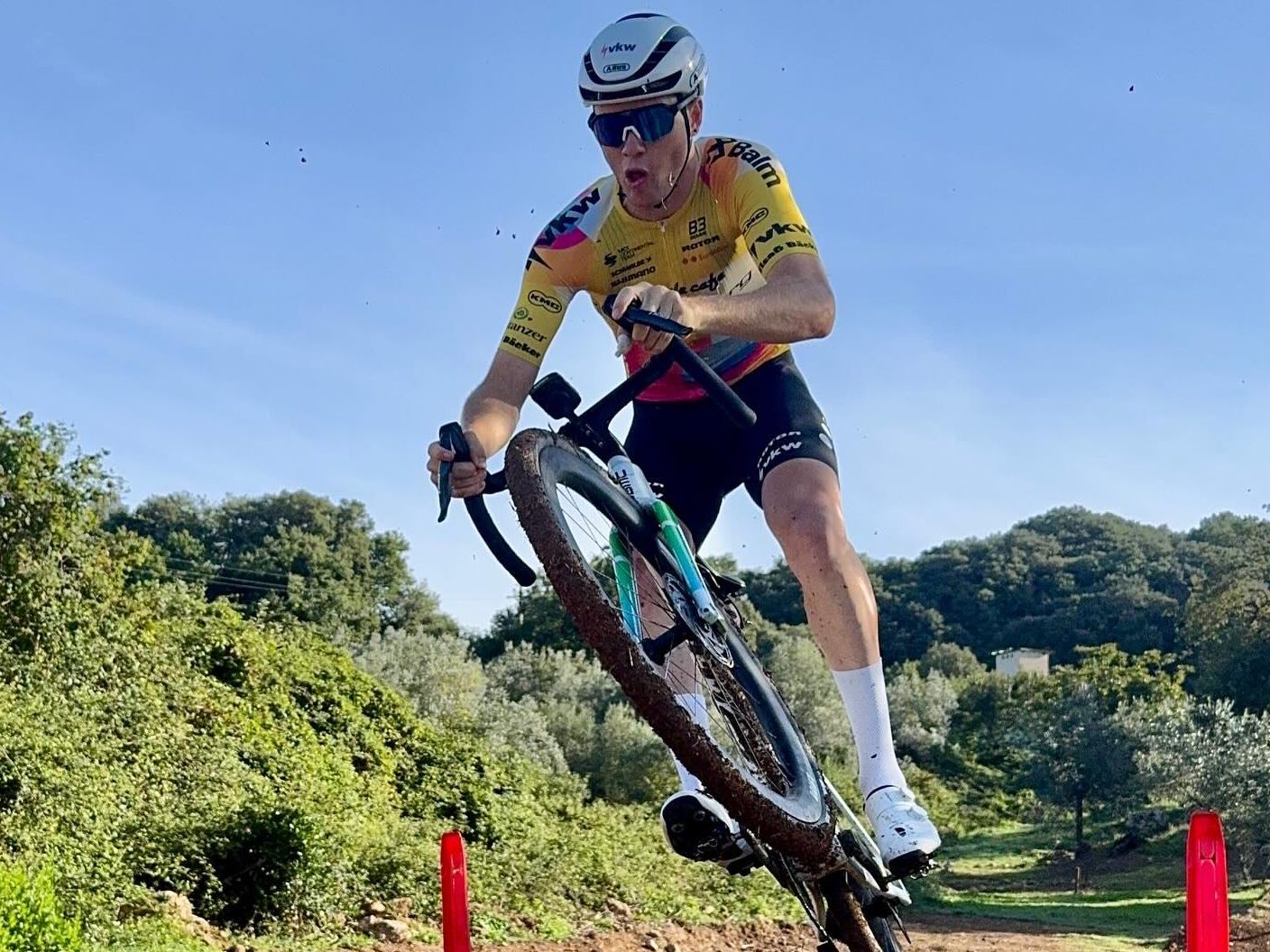 Stehli-und-Feurstein-gl-nzen-bei-Gravel-EM-in-Italien