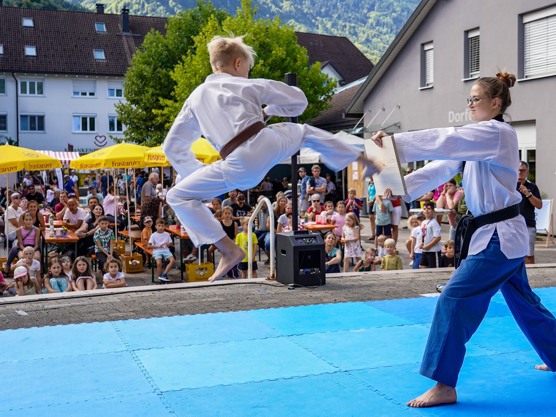 Das-war-die-Nenzinger-Vereinsmesse-g-xla
